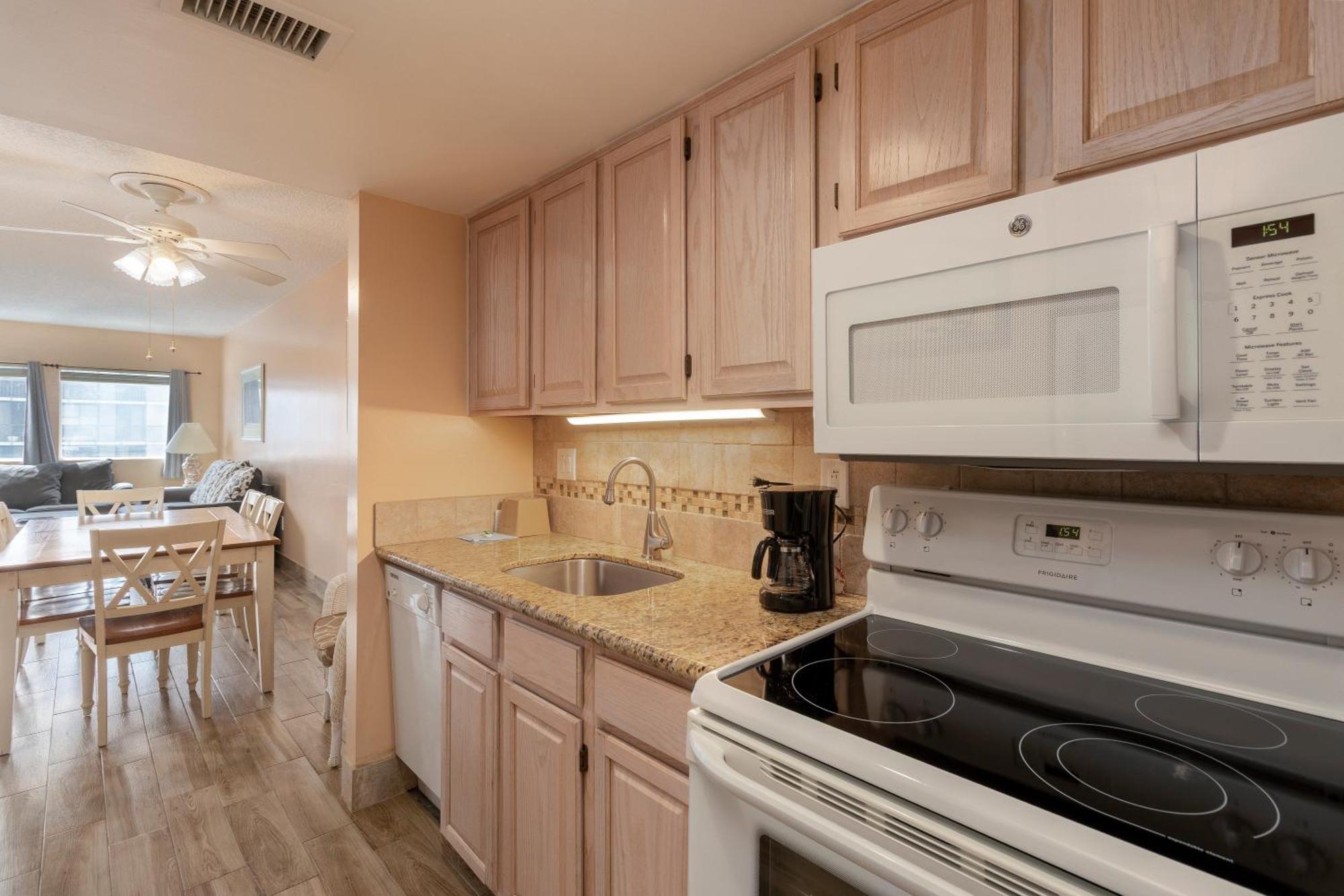Watson'S Regency Suites Ocean City Exterior photo